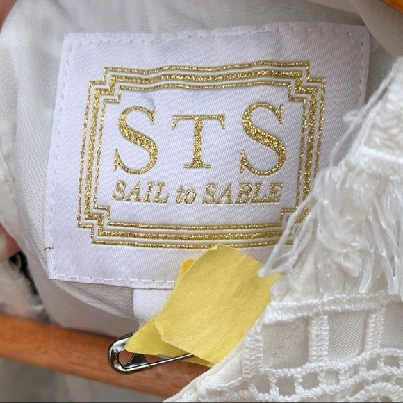 Sail to Sable lace and fringe dress - Picture 3 of 4